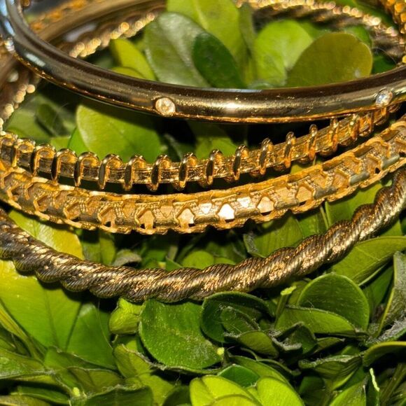 NIB Camrose & Kross JB Kennedy 4 bangle bracelets 24kt YGP - Picture 6 of 8